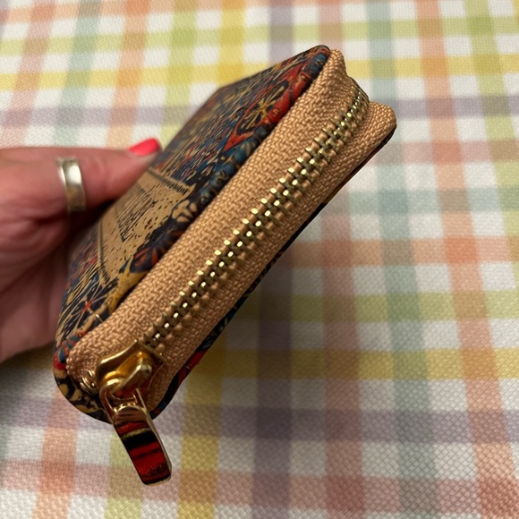 Wallet - Picture 3 of 5